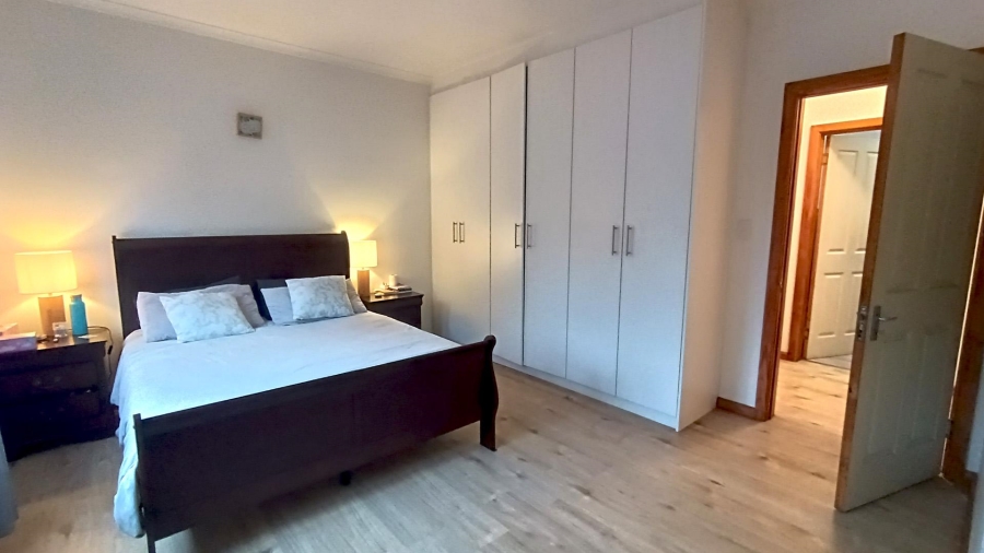 4 Bedroom Property for Sale in Pinelands Western Cape